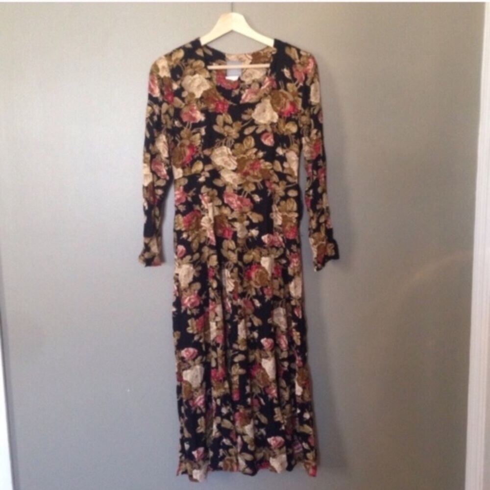 Vintage Floral Midi Dress